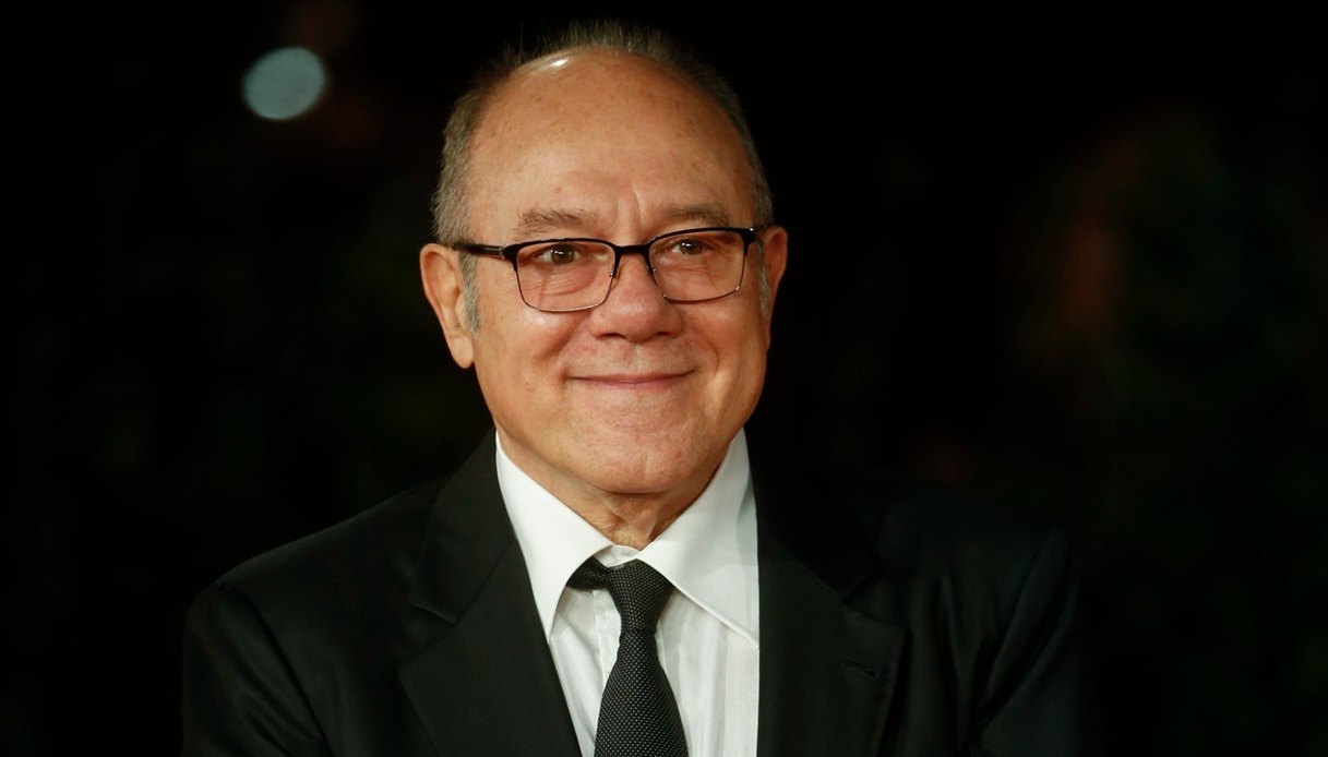 Carlo Verdone e la truffa sulla festa con i fan, la denuncia dell'attore sull'"esclusivo pass da 200 euro"