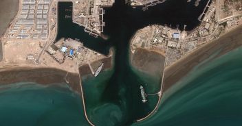 Esplosione sullo stretto di Hormuz in Iran