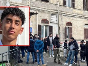 Studente accoltellato a La Spezia, papà di Atif chiede scusa alla famiglia Abanoud: l'ammissione sul coltello