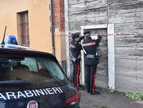 Ferisce la madre con lo sparachiodi a Caselle vicino Torino, spunta un audio, 