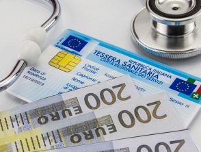 Allarme sulla truffa della tessera sanitaria, nuovi casi di phishing: come funziona e come difendersi