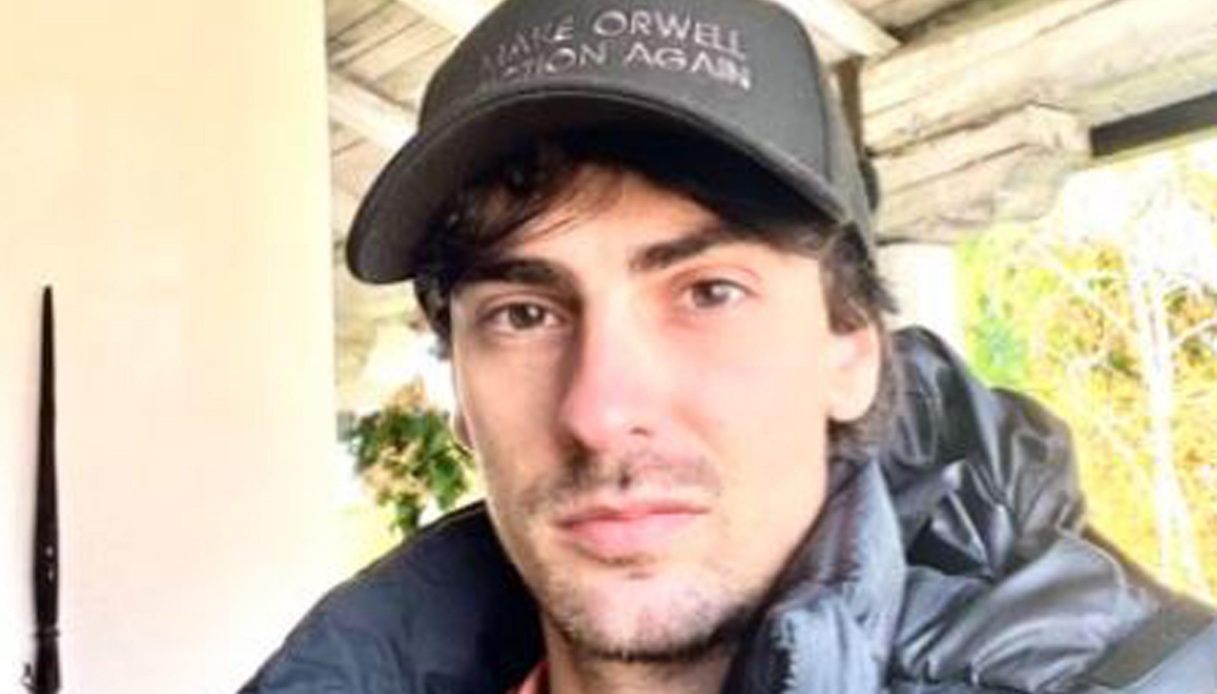 Ragazzo investito e ucciso dal consulente di Musk, rabbia del padre contro Andrea Stroppa: Non ci ha chiamati Ragazzo investito e ucciso dal consulente di Musk, rabbia del padre contro Andrea Stroppa: Non ci ha chiamati