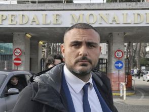 Bimbo col cuore bruciato, botta e risposta tra il Monaldi e l'avvocato Petruzzi sulla cartella clinica
