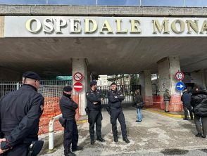 Le ultime ore di vita del bambino con il cuore bruciato, lo straziante racconto del cappellano dell'ospedale