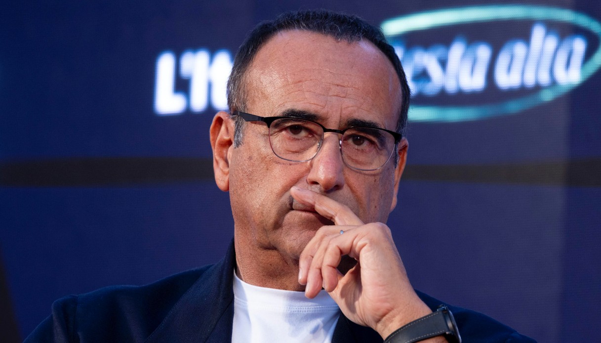 tapiro a carlo conti per il caso pucci accusa da striscia al sanremo filogovernativo mica chiedo cosa voti da Virgilio.it tapiro a carlo conti per il caso pucci accusa da striscia al sanremo filogovernativo mica chiedo cosa voti