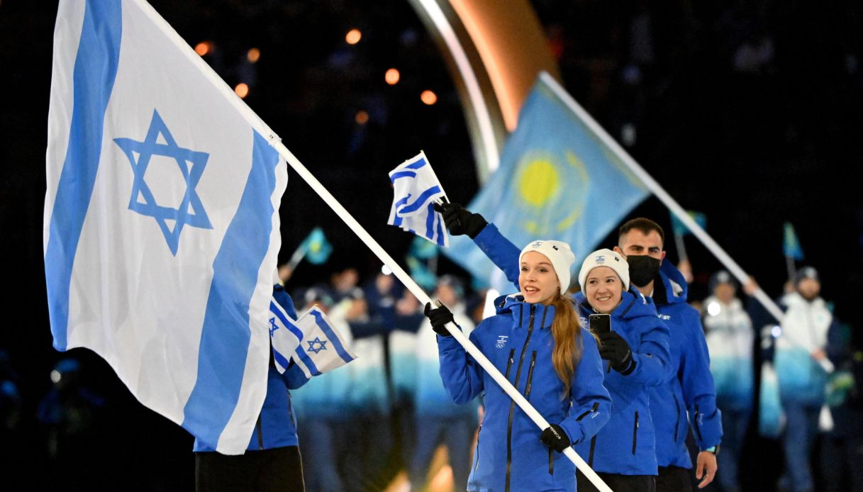 https://wips.plug.it/cips/notizie.virgilio.it/cms/2026/02/israele-olimpiadi.jpg