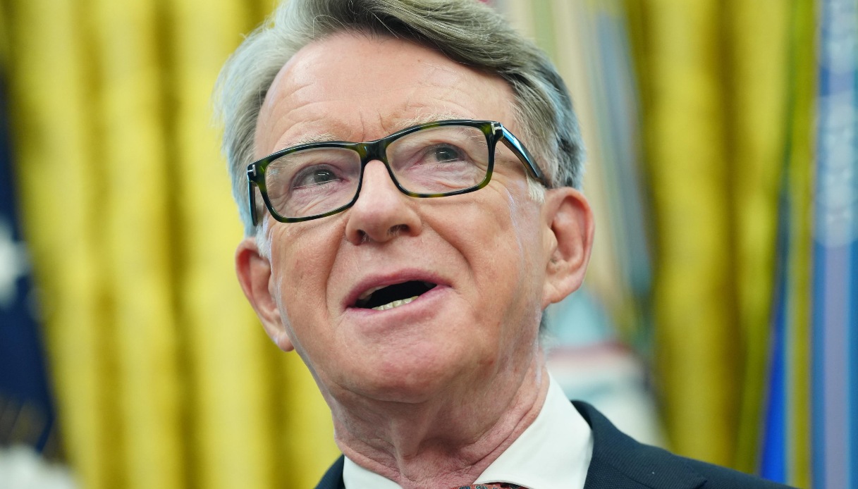 https://wips.plug.it/cips/notizie.virgilio.it/cms/2026/02/peter-mandelson-caso-epstein.jpg
