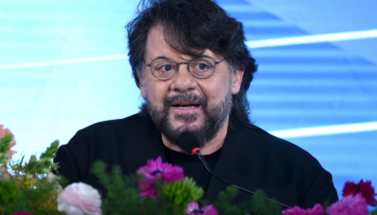 sanremo 2026 chi 232 lillo petrolo co conduttore mercoled236 25 febbraio dal bullismo alla depressione da Virgilio.it sanremo 2026 chi 232 lillo petrolo co conduttore mercoled236 25 febbraio dal bullismo alla depressione