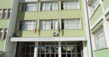 Sulmona studenti liceo Vico foto saluti nazisti TikTok
