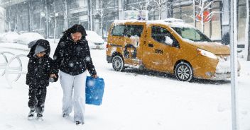 tempesta di neve new york