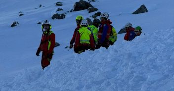 valanga albosaggia valtellina travolti sciaplinisti