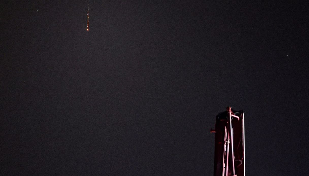 consolato usa a dubai colpito da un drone dell iran edificio a fuoco dopo l attacco nessun ferito da Virgilio.it consolato usa a dubai colpito da un drone dell iran edificio a fuoco dopo l attacco nessun ferito