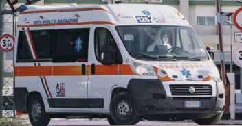 incidente-bus-auto-centro-torino