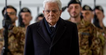 iran basi usa italia come funziona rischi