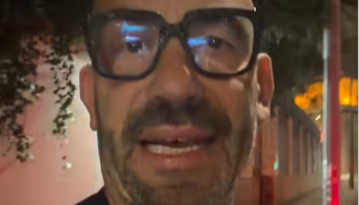 matteo bassetti derubato a milano citt224 piena di brutta gente e complimenti a chi la gestisce duro sfogo da Virgilio.it matteo bassetti derubato a milano citt224 piena di brutta gente e complimenti a chi la gestisce duro sfogo