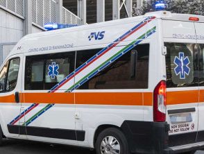 Sale sull'albero a Montebelluna per potare i rami, 96enne cade da 10 metri e muore sul colpo
