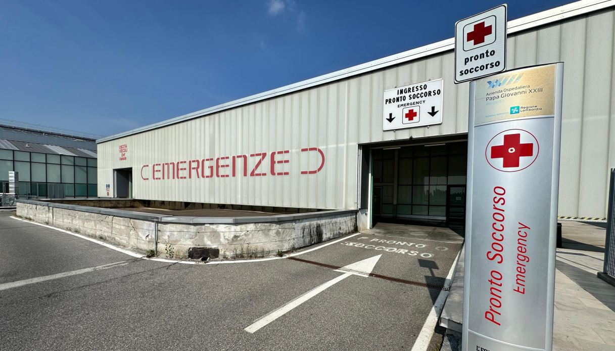 prof accoltellata a trescore balneario vicino bergamo fuori dalla scuola 232 grave fermato uno studente 13enne da Virgilio.it prof accoltellata a trescore balneario vicino bergamo fuori dalla scuola 232 grave fermato uno studente 13enne