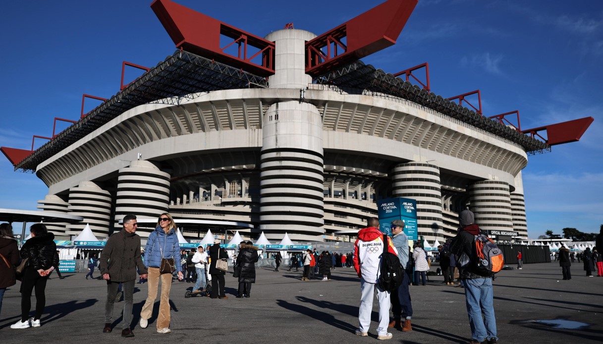 https://wips.plug.it/cips/notizie.virgilio.it/cms/2026/03/vendita-san-siro-inter-milan-assessori.jpg