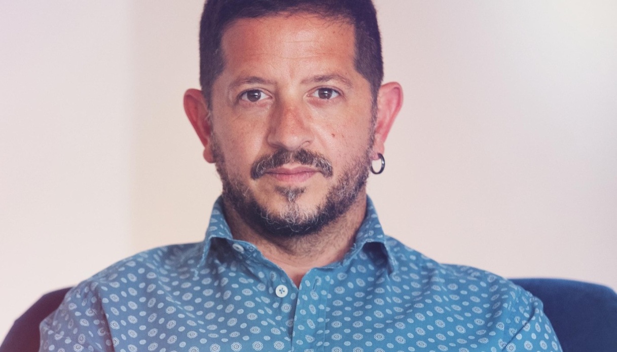 Giuseppe Anastasi, l’intervista al cantautore: “In un’epoca di click ...
