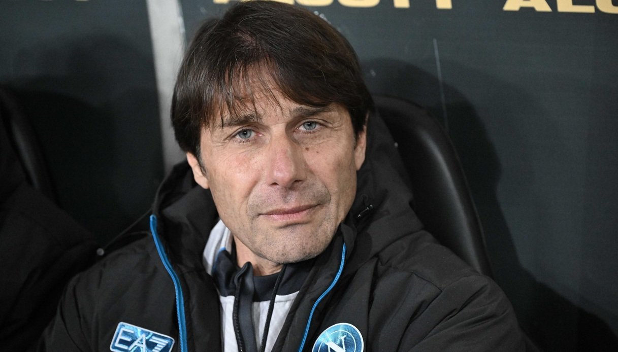 https://wips.plug.it/cips/notizie.virgilio.it/cms/2026/04/antonio-conte-poggioreale-consiglio.jpg