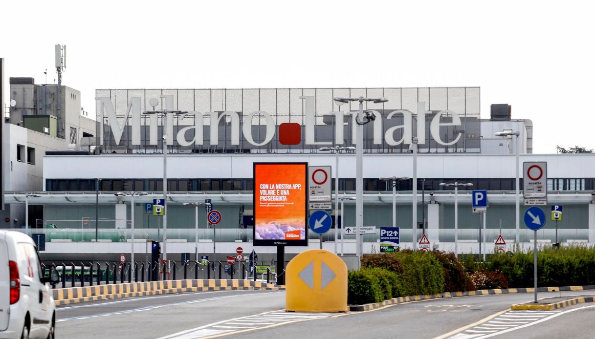 easyjet lascia a terra 122 persone del volo da linate a manchester odissea dei passeggeri malori e vomito da Virgilio.it easyjet lascia a terra 122 persone del volo da linate a manchester odissea dei passeggeri malori e vomito