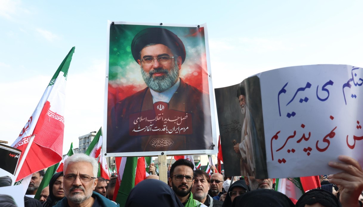https://wips.plug.it/cips/notizie.virgilio.it/cms/2026/04/guerra-iran-stati-uniti-mojtaba-khamenei.jpg