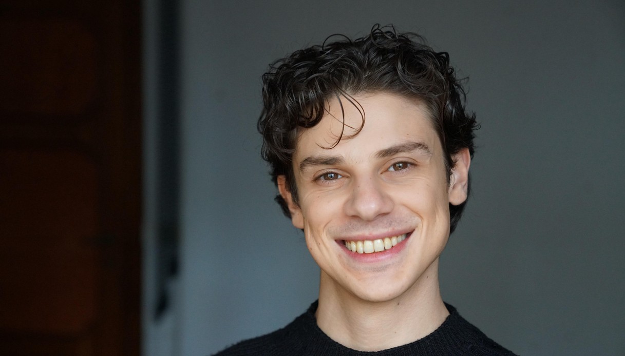 https://wips.plug.it/cips/notizie.virgilio.it/cms/2026/04/manuel1_edit.jpg