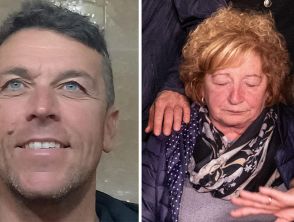 Omicidio di Giacomo Bongiorni a Massa in piazza, 20 mila persone alla fiaccolata: la madre scoppia in lacrime