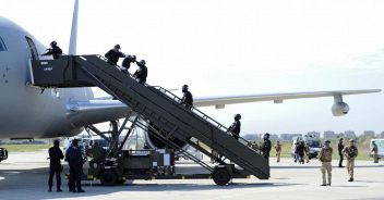 aereo-usa-dirottamento-atterraggio-emergenza