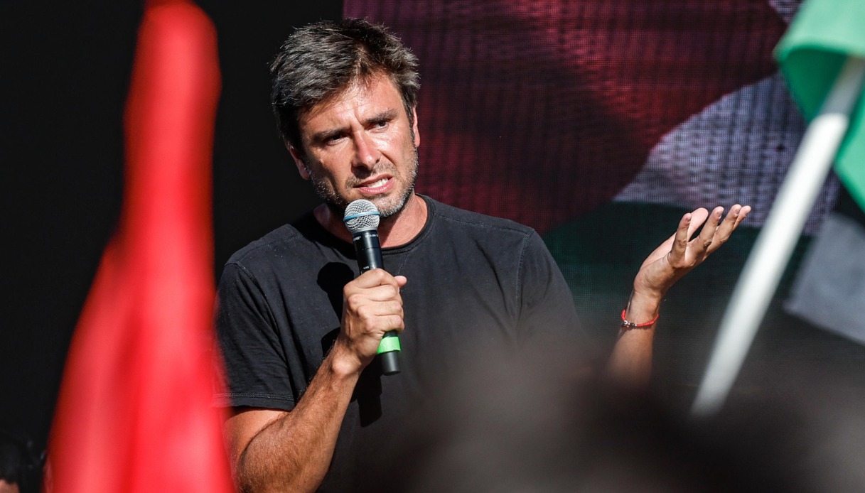 Alessandro Di Battista Fonda Un Suo Movimento I Possibili Nomi alessandro-di-battista-fonda-un-suo-movimento-i-possibili-nomi