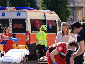 Auto sulla folla a Modena, chi sono i feriti e come stanno: due hanno subito amputazioni alle gambe