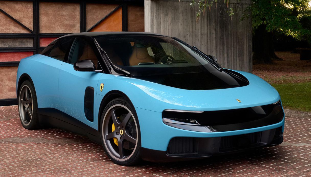 azioni ferrari in calo dopo il lancio di luce la nuova auto elettrica fa scivolare il cavallino in borsa da Virgilio.it azioni ferrari in calo dopo il lancio di luce la nuova auto elettrica fa scivolare il cavallino in borsa