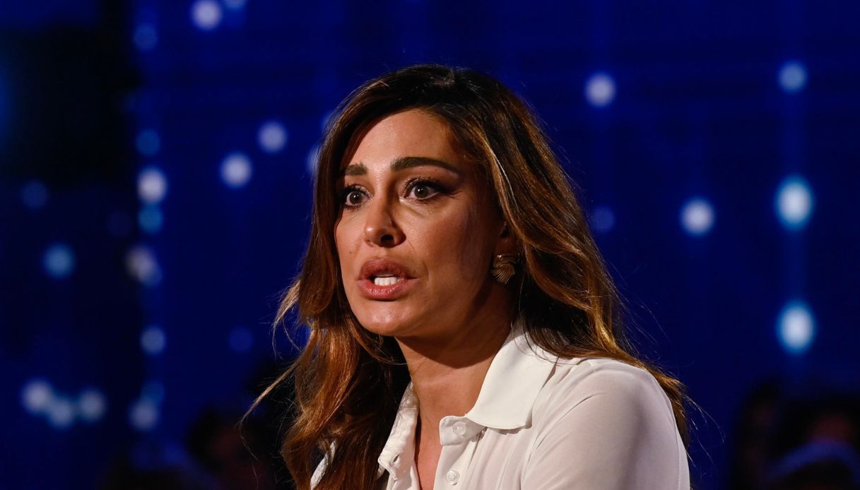 https://wips.plug.it/cips/notizie.virgilio.it/cms/2026/05/belen-rodriguez.jpg