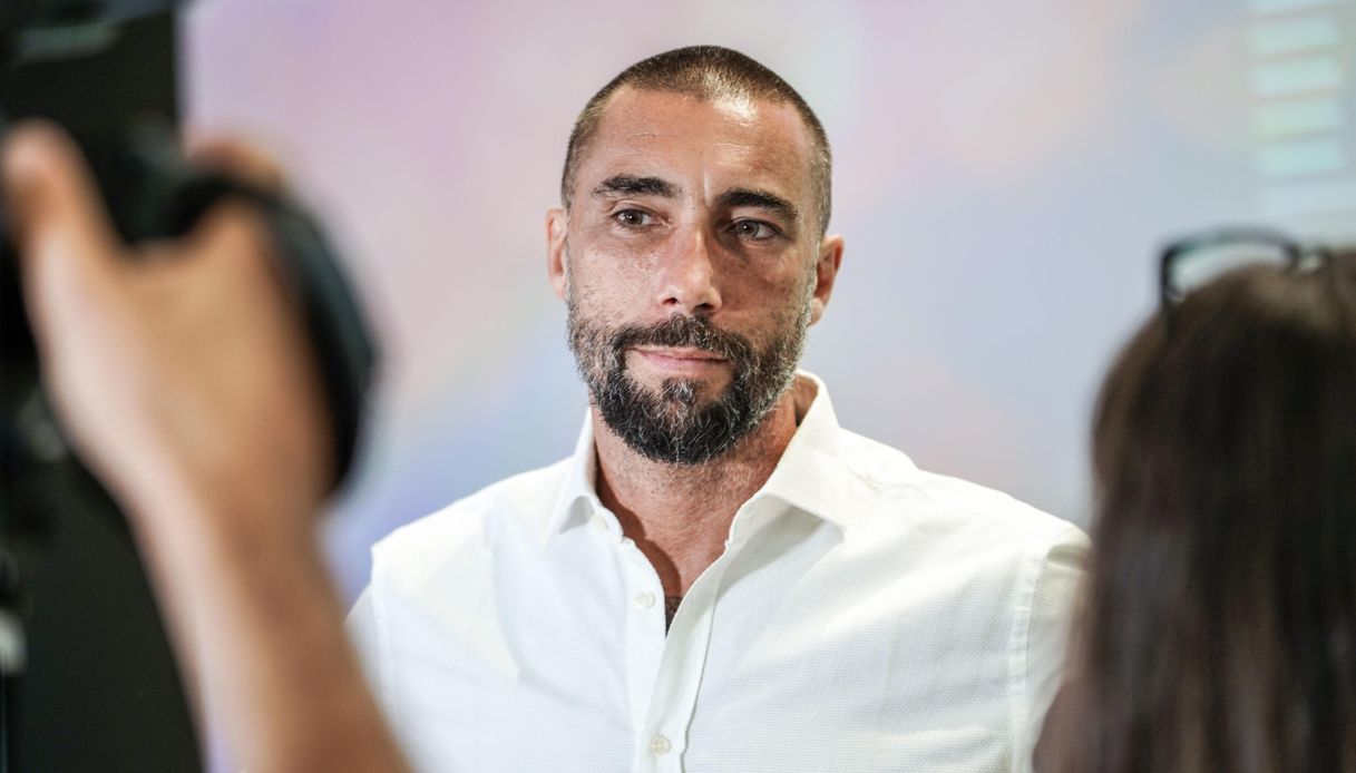 https://wips.plug.it/cips/notizie.virgilio.it/cms/2026/05/brumotti-1.jpg