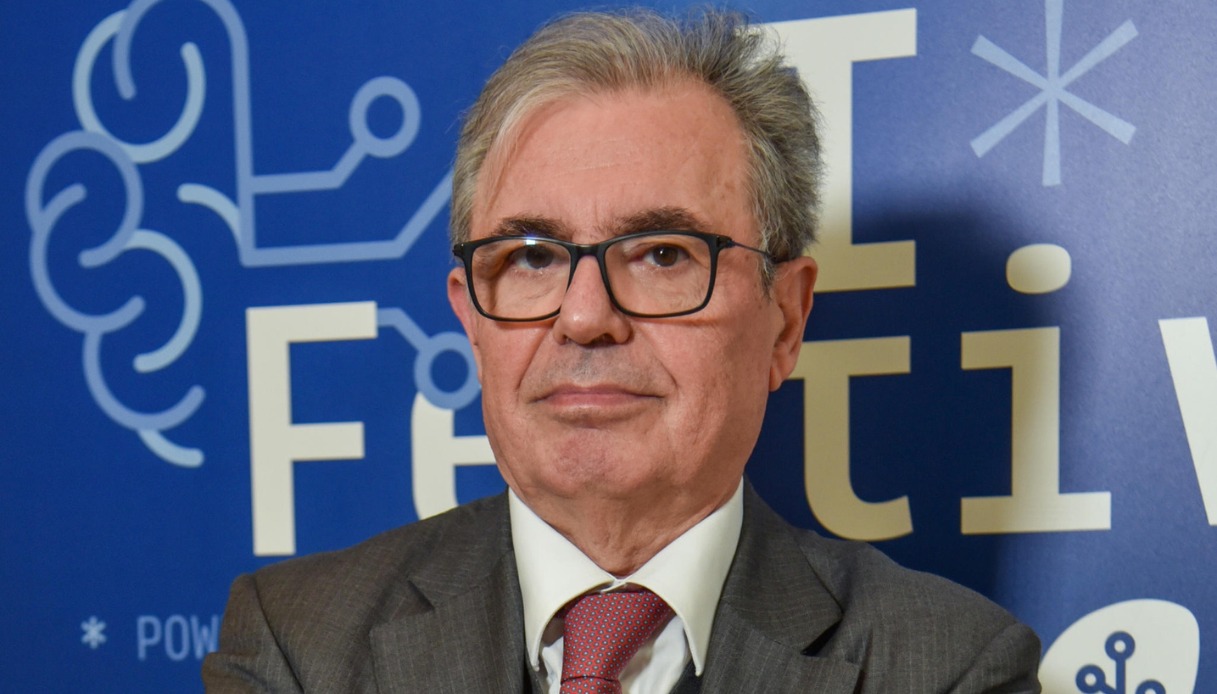 https://wips.plug.it/cips/notizie.virgilio.it/cms/2026/05/bruno-frattasi-direttore-generale-agenzia-per-la-cybersicurezza-nazionale.jpg