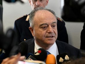 Dati sensibili di calciatori, cantanti e attori rubati da due poliziotti: 