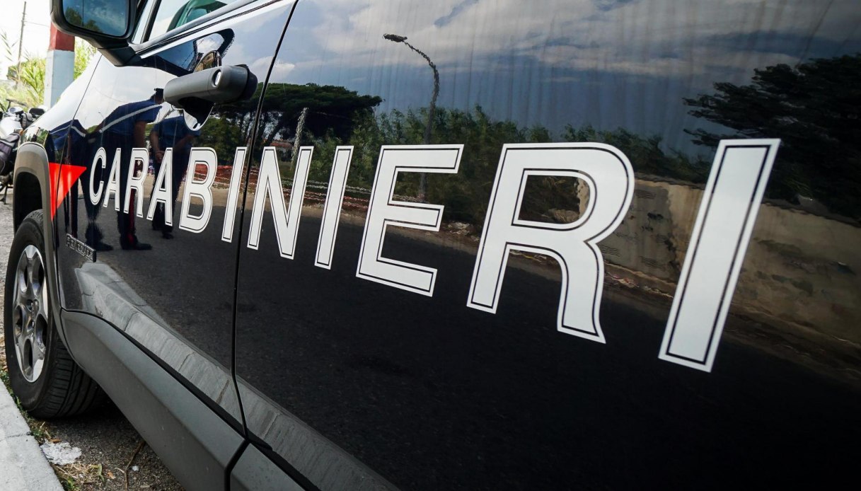 https://wips.plug.it/cips/notizie.virgilio.it/cms/2026/05/candeggina-caffe-moglie-pistoia-arrestato-carabinieri.jpg