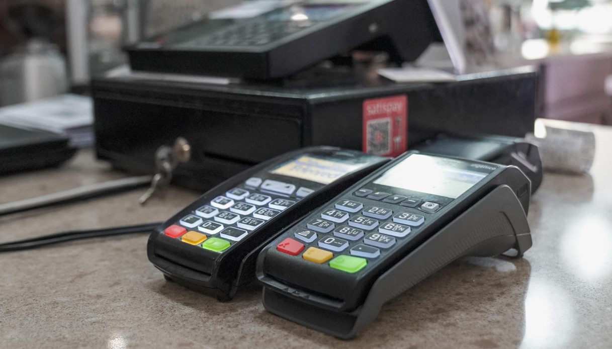 https://wips.plug.it/cips/notizie.virgilio.it/cms/2026/05/evasione-fiscale.jpg