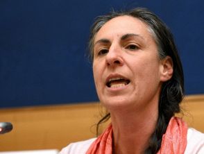 Famiglia nel bosco, mamma Catherine non potrà tornare in struttura a Vasto dai figli: ricorso improcedibile