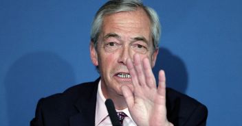 farage-regalo-5-milioni