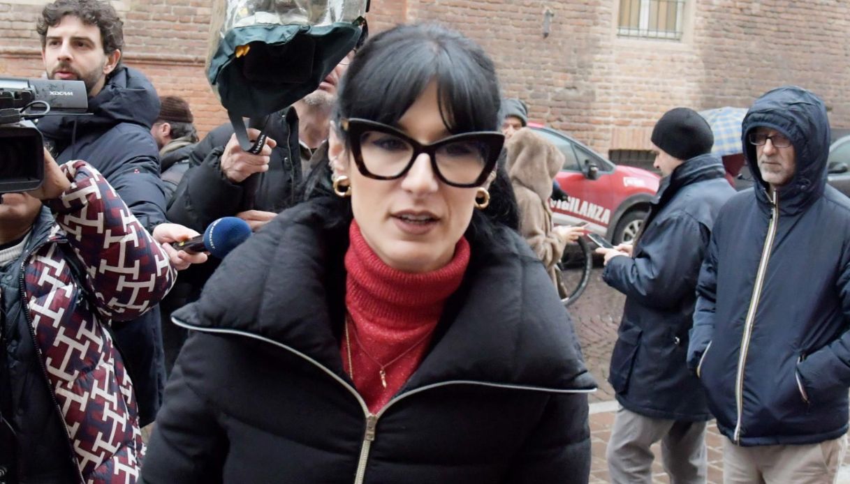 https://wips.plug.it/cips/notizie.virgilio.it/cms/2026/05/garlasco-angela-taccia-famiglia-andrea-sempio.jpg