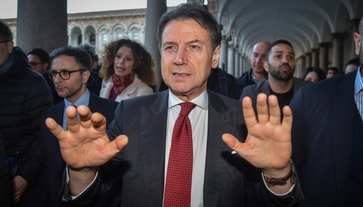 https://wips.plug.it/cips/notizie.virgilio.it/cms/2026/05/giuseppe-conte-vaccini.jpg