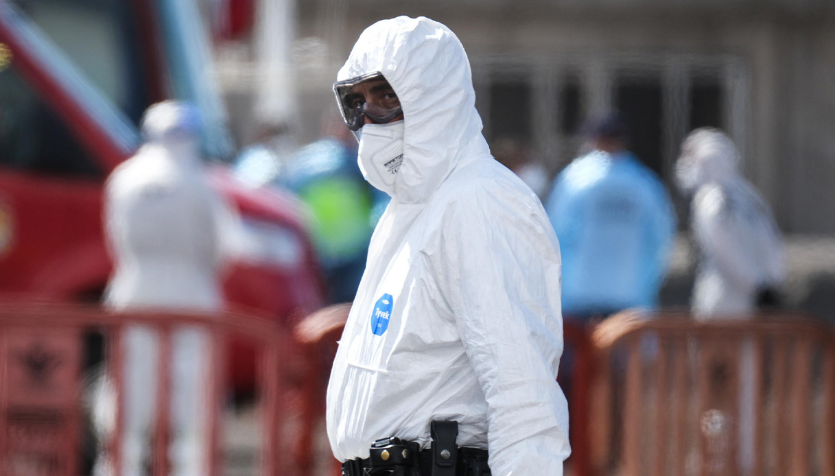 https://wips.plug.it/cips/notizie.virgilio.it/cms/2026/05/hantavirus-circolare-ministro-mascherina-quarantena.jpg