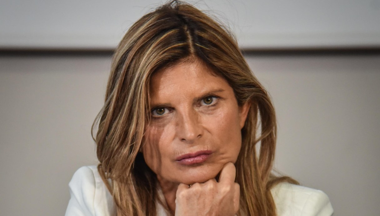 https://wips.plug.it/cips/notizie.virgilio.it/cms/2026/05/laura-ravetto-lega-futuro-nazionale-salvini-vannacci.jpg