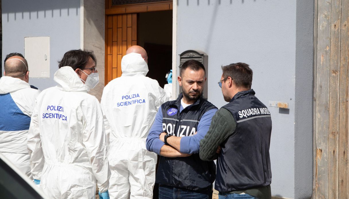 https://wips.plug.it/cips/notizie.virgilio.it/cms/2026/05/morte-avvelenate-ricina-pietracatella.jpg