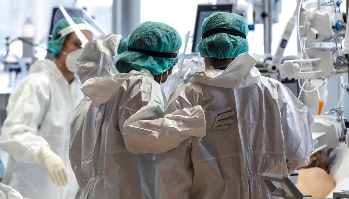 https://wips.plug.it/cips/notizie.virgilio.it/cms/2026/05/pandemia-oms.jpg