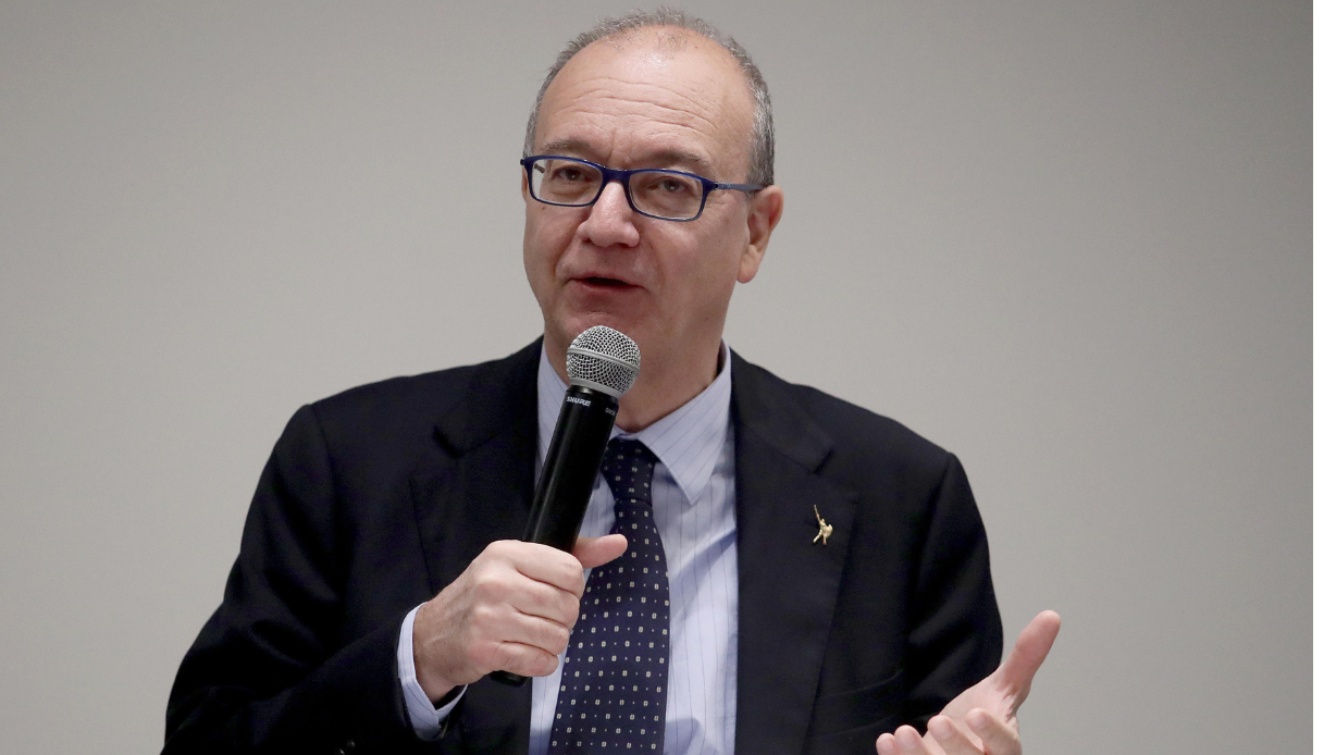 https://wips.plug.it/cips/notizie.virgilio.it/cms/2026/05/professore-aggredito-parma-denuncia-studenti-valditara.png
