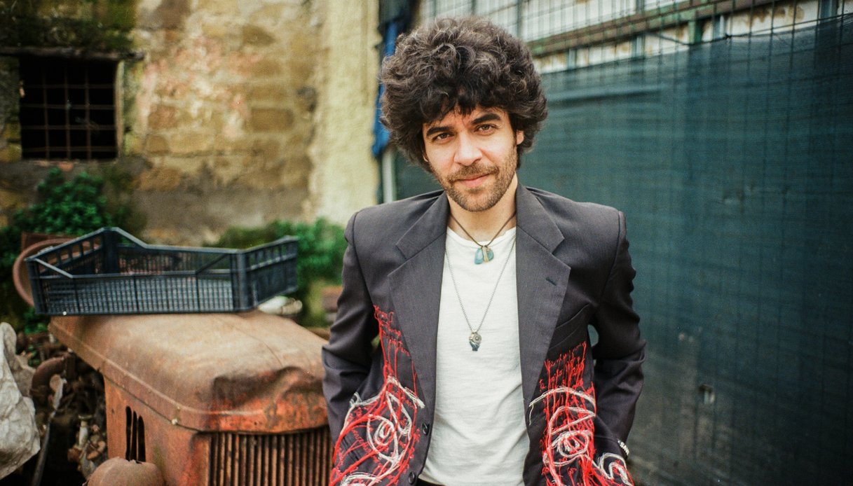 https://wips.plug.it/cips/notizie.virgilio.it/cms/2026/05/roberto2_crop.jpg