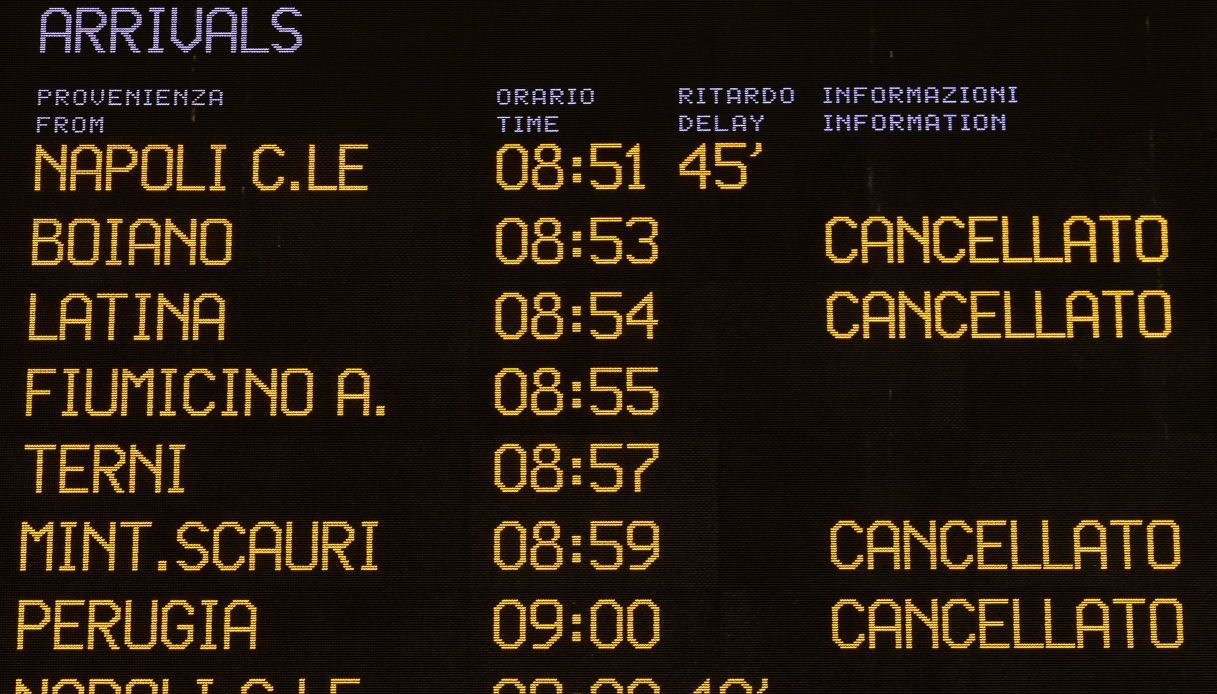 https://wips.plug.it/cips/notizie.virgilio.it/cms/2026/05/sciopero-11-giugno-treni.jpg