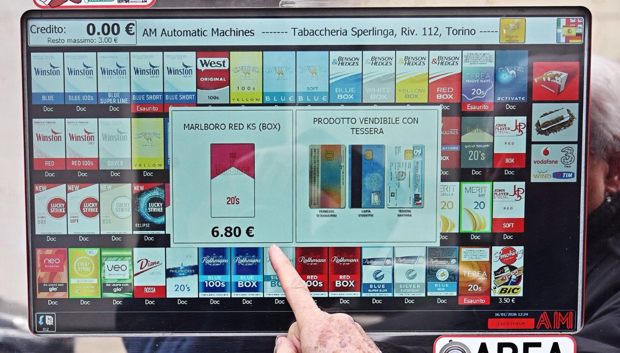 https://wips.plug.it/cips/notizie.virgilio.it/cms/2026/05/sigarette-aumento-prezzi.jpg